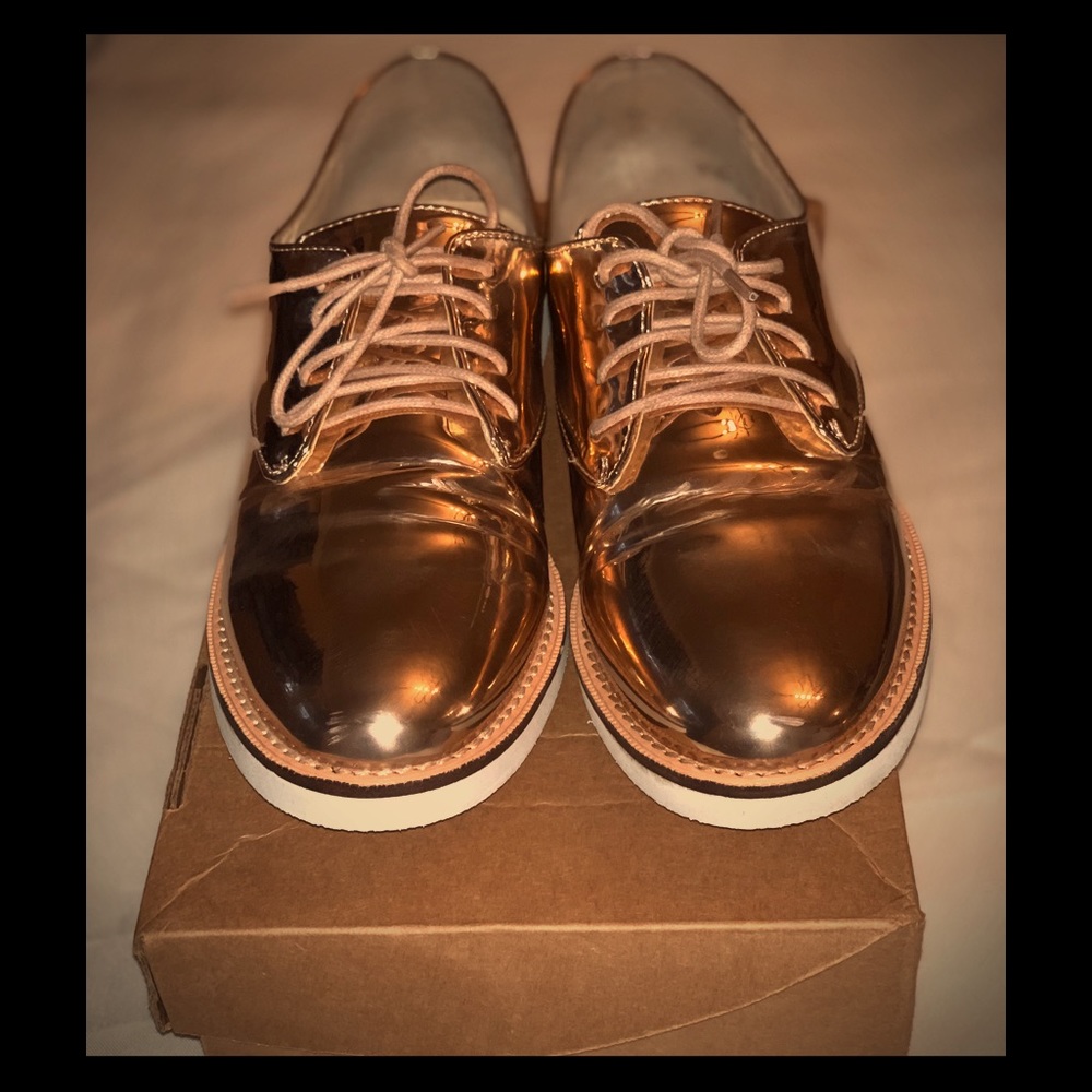 EUC- Rose Gold Chunky Loafers